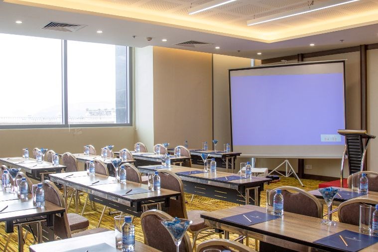 The Empyrean Nha Trang Hotel 